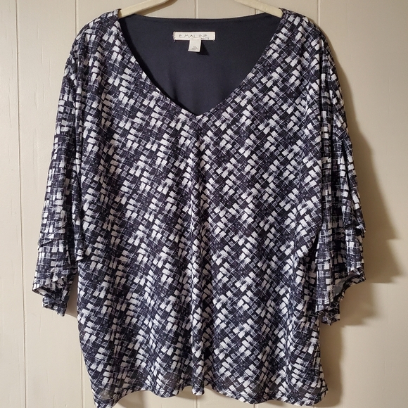 E. Maline Petite Blouse - Picture 2 of 4